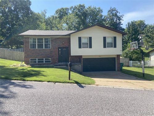 1310 Apollo Dr, Arnold, MO, 63010-3002 | Card Image