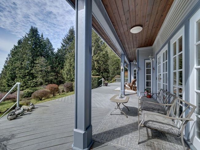 1799 Lower Road, House other with 3 bedrooms, 3 bathrooms and null parking in Roberts Creek BC | Image 3