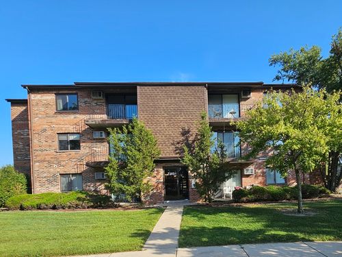 2d-7305 Tiffany Dr, Orland Park, IL, 60462-5255 | Card Image