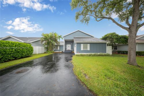 14823 Sw 139th Ct, Miami, FL, 33186-5716 | Card Image