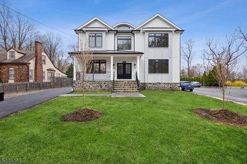 211 Eagle Rock Ave, Roseland, NJ, 07068-1713 | Card Image