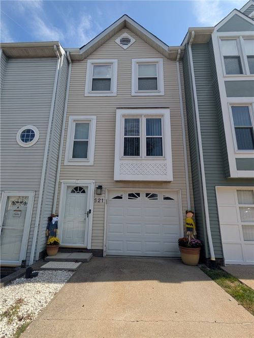 521 Elm Ct, Oakdale, PA, 15071-1405 | Card Image