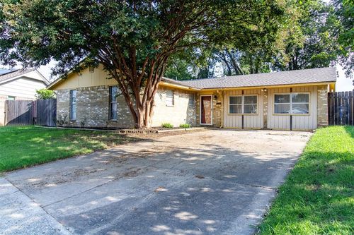 1411 Princeton Cir, Norman, OK, 73071-3829 | Card Image