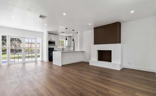 2411 Sw 50th Ter, Plantation, FL, 33317-6506 | Card Image