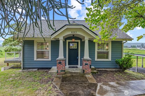 8203 Willow Grove Rd, Longview, WA, 98632-9265 | Card Image