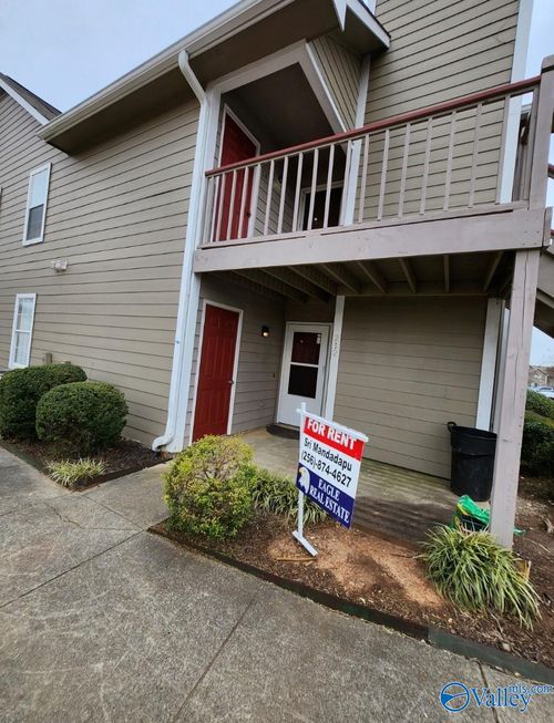 212-212 Waters Edge Ln, Madison, AL, 35758-2586 | Card Image