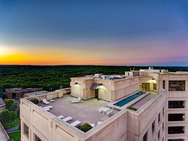 Rooftop Pool and Lounge Area | Image 24