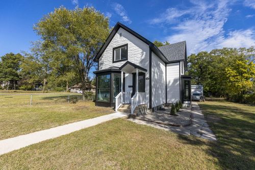 1008 E Michigan Blvd, Michigan City, IN, 46360-2504 | Card Image