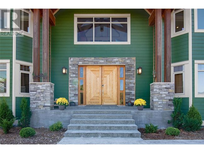 2388 Lawrence Rd, House other with 3 bedrooms, 3 bathrooms and 20 parking in Lumby BC | Image 15
