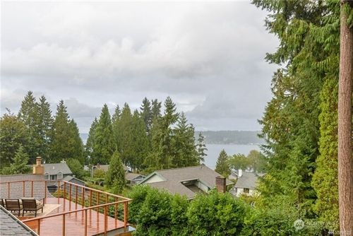 4056 172nd Pl Se, Bellevue, WA, 98008-5930 | Card Image