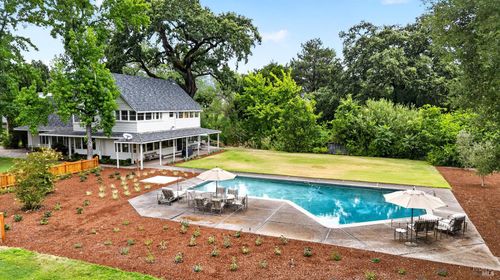 4560 Saint Helena Highway, Calistoga, CA, 94515 | Card Image
