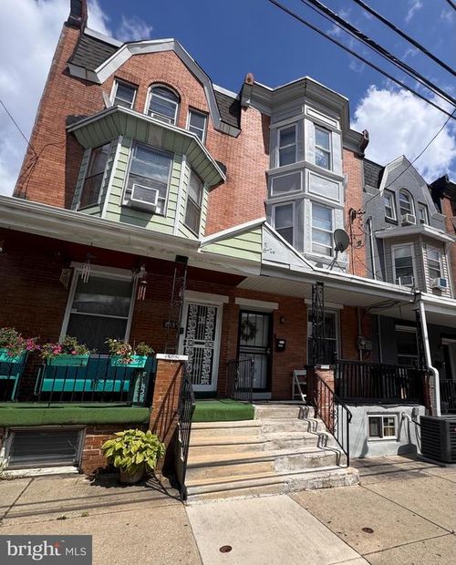 2715 N 29th St, PHILADELPHIA, PA, 19132-1804 | Card Image