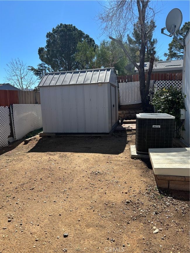 Back yard | Image 7