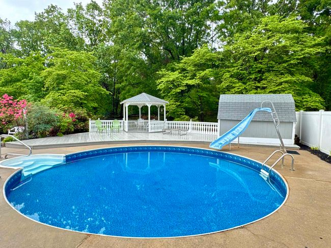 8627 Valley Falls Rd, House other with 3 bedrooms, 2 bathrooms and null parking in Boiling Springs SC | Image 38
