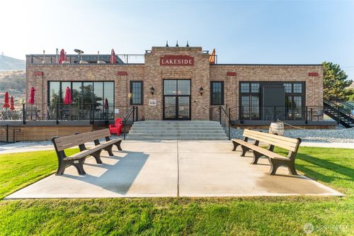 2037 W Woodin Ave, Chelan, WA, 98816-9308 | Card Image