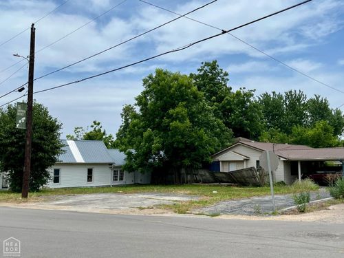 701 N Pruett St, Paragould, AR, 72450-3037 | Card Image