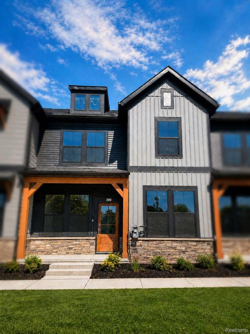 289 Lantana Dr, Brighton, MI, 48116-1460 | Card Image
