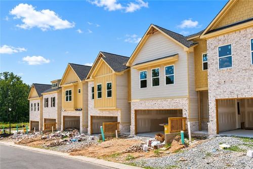 31-4349 Fern River Bnd, Norcross, GA, 30093-3554 | Card Image