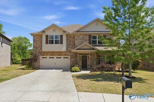 126 Edmund Cir, New Market, AL, 35761-7946 | Card Image