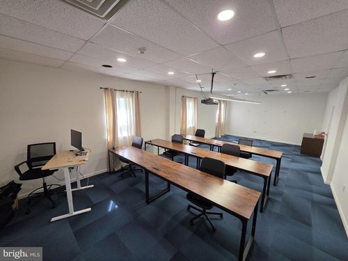 109-290 Andrews Rd, FEASTERVILLE TREVOSE, PA, 19053-3480 | Card Image