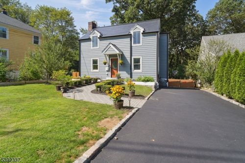 57 Baltusrol Rd, Summit, NJ, 07901-3306 | Card Image