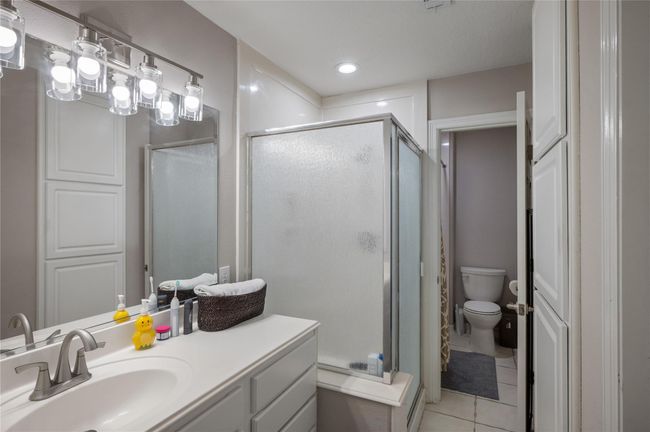 29518 Timber Trail St, House other with 5 bedrooms, 4 bathrooms and 2 parking in Spring TX | Image 34