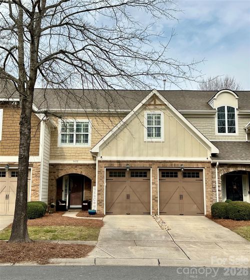 8432 Loxton Cir, Charlotte, NC, 28214-9029 | Card Image