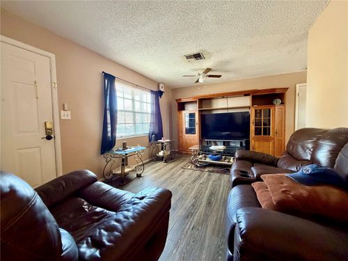 9840 Crofton Ln, PORT RICHEY, FL, 34668-4209 | Card Image