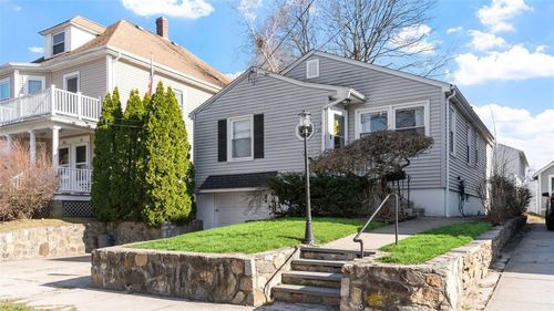 26 Blackamore Ave, Cranston, RI, 02910-4506 | Card Image