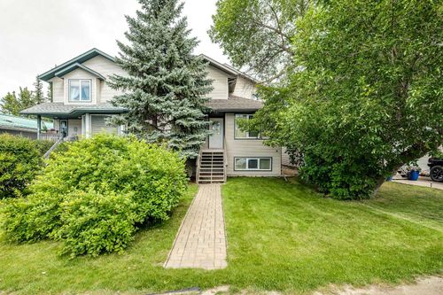 5009 41 Street, Sylvan Lake, AB, T4S1B9 | Card Image