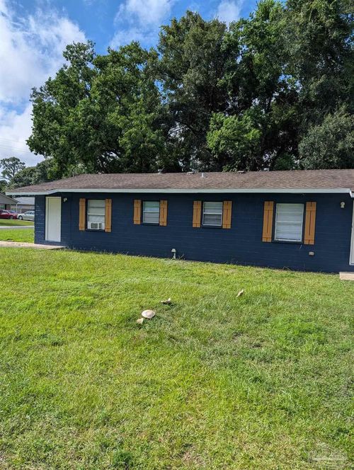 2203 Eliasberg St, PENSACOLA, FL, 32507-1731 | Card Image