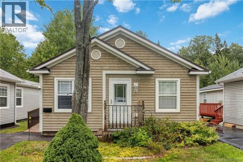 43 Sequoia Dr, House with 2 bedrooms, 2 bathrooms and null parking in Moncton NB | Card Image