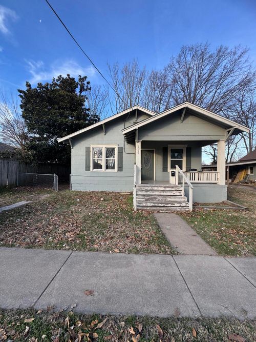 1511 N Lyon Ave, Springfield, MO, 65803-2711 | Card Image