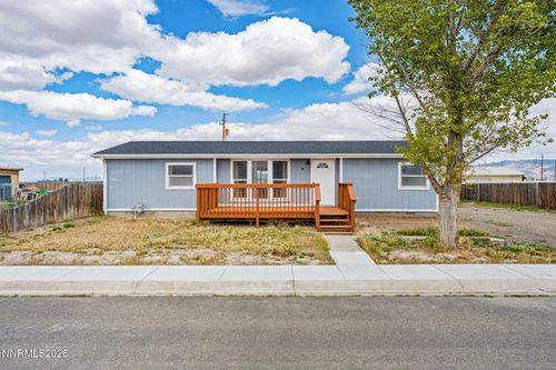 325 Carson Rd, Battle Mountain, NV, 89820-2329 | Card Image