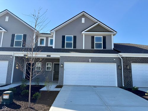 6267 Wasco Dr, Whitestown, IN, 46075-7592 | Card Image