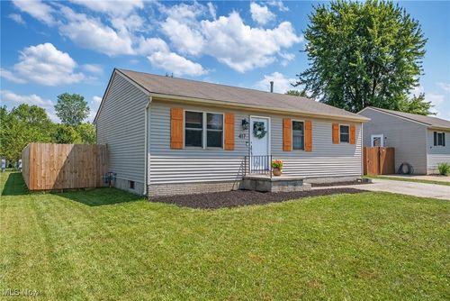 417 Palomino Ct, Lagrange, OH, 44050-9609 | Card Image
