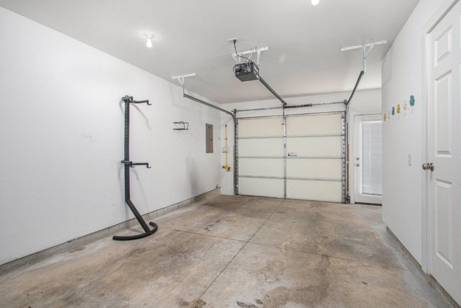 10571 Pinecone Trl, Condo with 3 bedrooms, 3 bathrooms and null parking in South Haven MI | Image 32