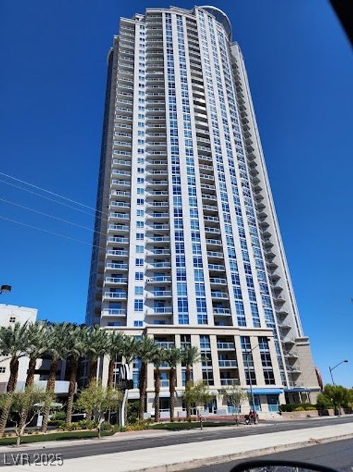 1110-200 W Sahara Ave, Las Vegas, NV, 89102-5002 | Card Image