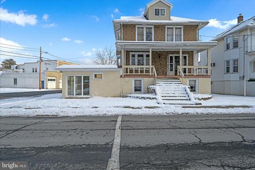 200 W Main St, SCHUYLKILL HAVEN, PA, 17972-1942 | Card Image