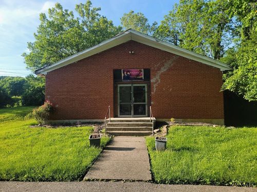 4662 Ashtree Dr, Cincinnati, OH, 45223-1513 | Card Image