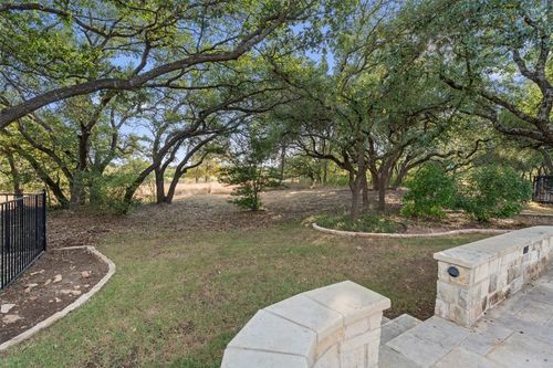 200 San Saba Dr, Georgetown, TX, 78633-5125 | Card Image