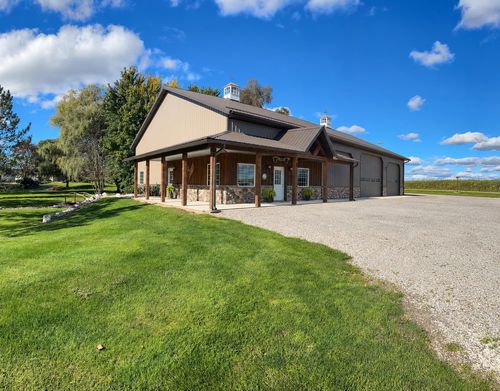 1025 Reed Rd, Sterling, MI, 48659-9416 | Card Image