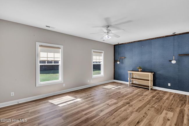 223 Silver Creek Loop, House other with 3 bedrooms, 4 bathrooms and 2 parking in Sneads Ferry NC | Image 13