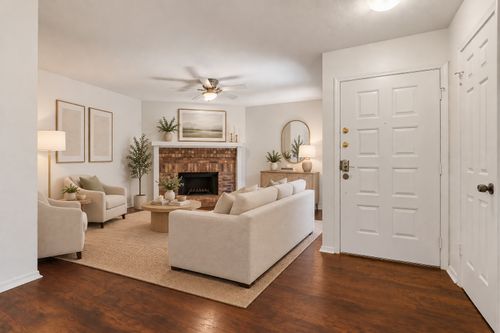 24a-5200 Martel Ave, Dallas, TX, 75206-5647 | Card Image