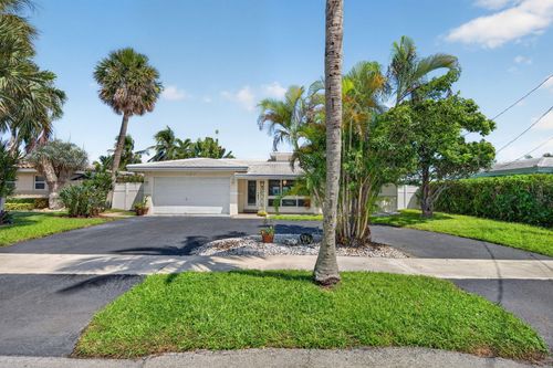 430 Se 6th Ter, Pompano Beach, FL, 33060-8042 | Card Image
