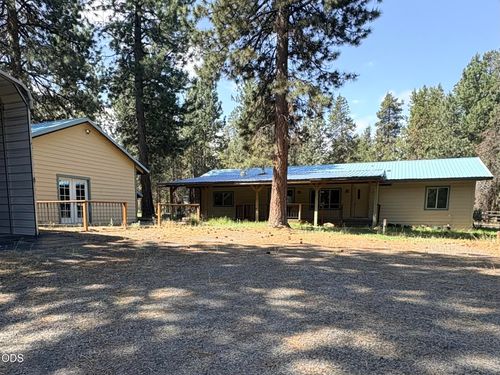 15965 Falcon Lane, La Pine, OR, 97739 | Card Image