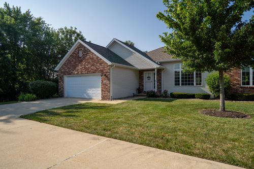 1402-1402 Caro Ct, Mahomet, IL, 61853-2790 | Card Image