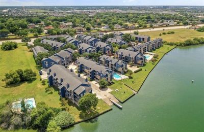 1407 - 18519 Egret Bay Boulevard, Home with 2 bedrooms, 2 bathrooms and null parking in Webster TX | Image 2