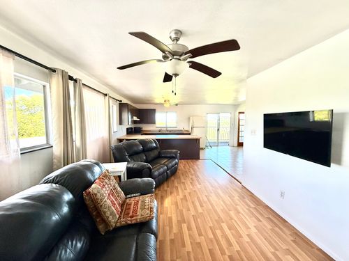 880 Ainalako Rd, HILO, HI, 96720-3717 | Card Image