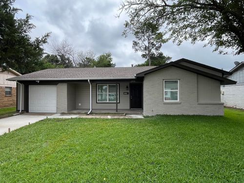 2930 Gardenia Dr, Garland, TX, 75041-3702 | Card Image